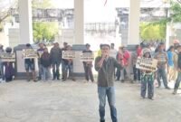 Salah satu tokoh Pemudah Watopute yang tergabung dalam Kerukunan Tani Warangga Watoputeh (KTWW), Rian Lakilaponto (Foto:Iman Supa) 